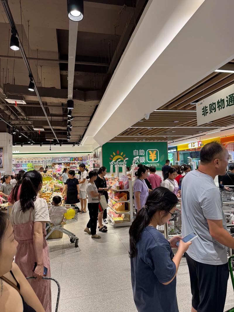 海口百货店：时尚消费的新潮流